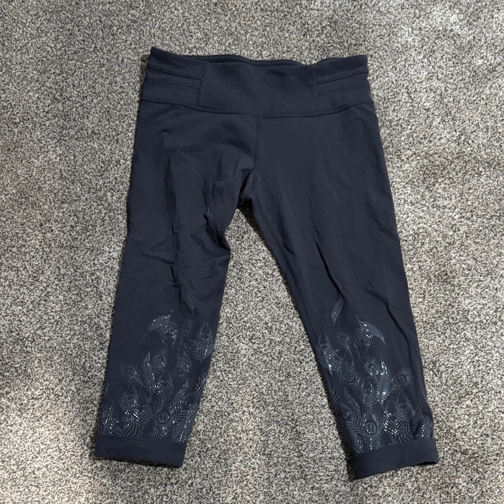 Stylish Gray Leggings - Picture 2 of 6